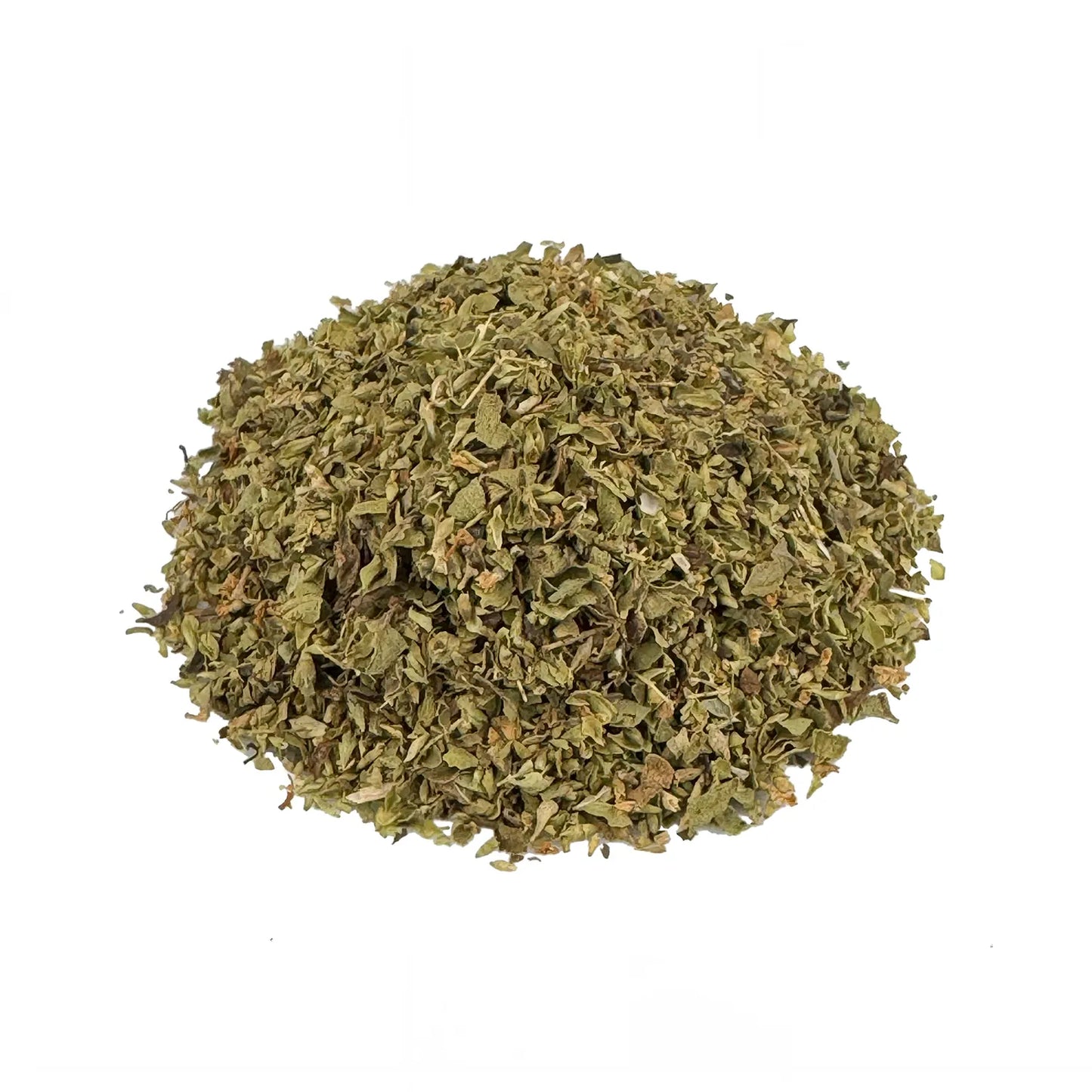 Ein kleiner Haufen Bio Oregano gerebelt. Der Bio-Oregano hat eine schöne grüne Farbe und sieht lecker aus.